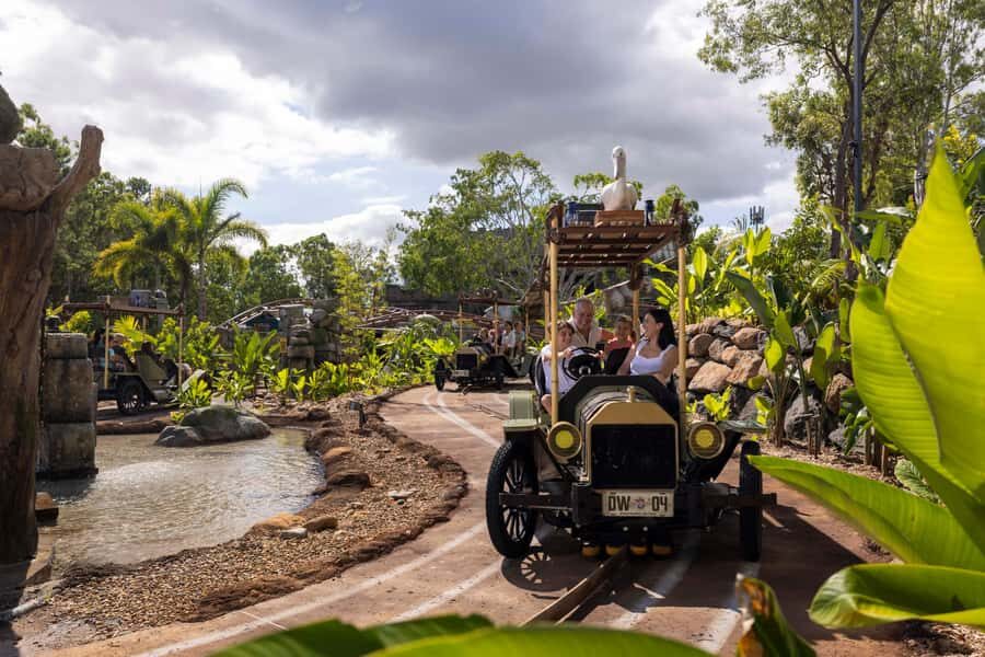 Gold Coast: 2-Day Dreamworld, WhiteWater World + SkyPoint - How This Combo Pass Works