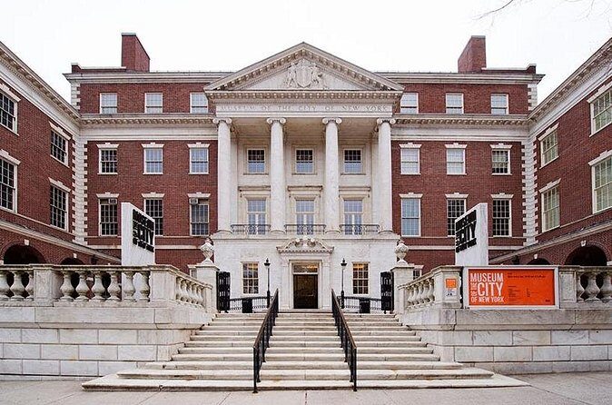 Gossip Girl Uptown Site Tour in a Vintage Car - Reviewing the Price and Overall Value