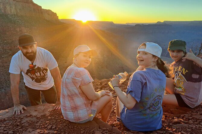 Grand Canyon Private Below the Rim Hiking Tour from Flagstaff - Food and Refreshments: A Highlight of the Tour