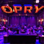 Grand Ole Opry VIP Experience: Admission with Lounge Access and Artist Visit - What’s Included?