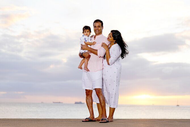 Group Photography Experience at Waikiki Beach - What to Expect During the Photography Session