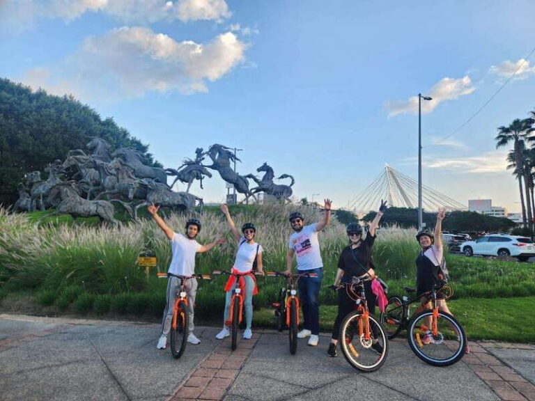 Guadalajara: Bicycle tour of the city visiting places of interest. - What You Can Expect During the Tour