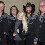 Guest Artists at Firelight Barn in Henderson - What Are the Downsides?