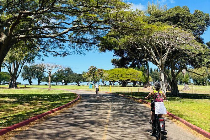 Guided E-Bike Tour in North Shore - A Closer Look at the Guided E-Bike Tour