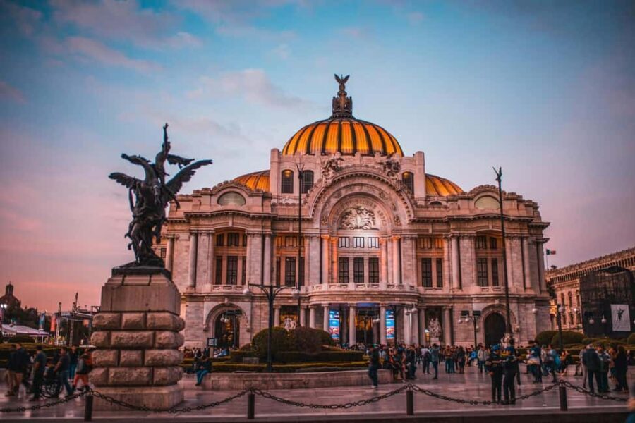 Guided Tour Mexico City:Anthropology Museum, Historic Center - Who Is This Tour Best Suited For?