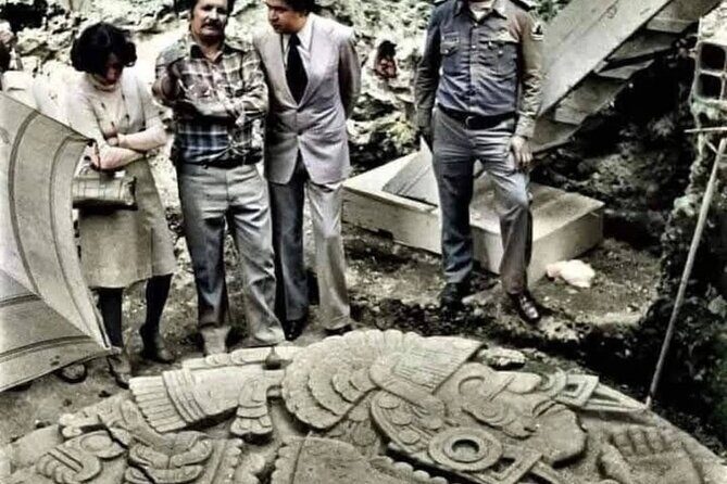 "Guided Tour Plus" EN Ruins "TEMPLE MAJOR" with OFFICIAL GUIDES - What to Expect from the Tour