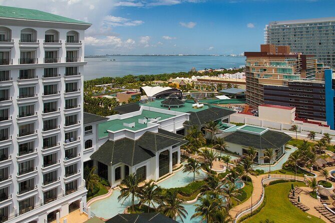 Guided Walking Tour in Cancun - The Itinerary in Detail