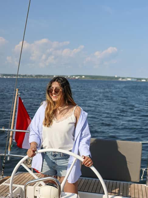 Halifax: Sunset Wine and Cheese Sailboat Cruise - Who Is This Tour Best For?