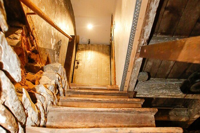 Haunted Orphanage Ghostly Encounter Tour in Gettysburg - The Guide and Experience