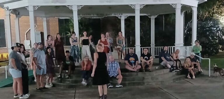 Haunted Pub Crawl & Scandalous Red Light Tour - What You Can Expect During the Tour