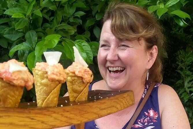 Healdsburg Wine and Food Pairing Guided Walking Tour - Detailed Itinerary Breakdown