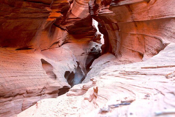 Hiking in Kanab: Walk and Photograph the incredible Wire Pass Slot Canyon! - Who Should Book This Tour?