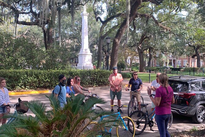 Historical Bike Tour of Savannah and Keep Bikes After Tour - Detailed Breakdown of the Itinerary