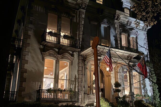 History and Haunts by Local Author - Who Is This Tour Best For?