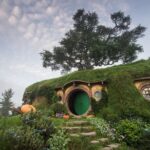 Hobbiton Movie Set& Te Puia Experience Private Tour From Auckland - Why Travelers Love It