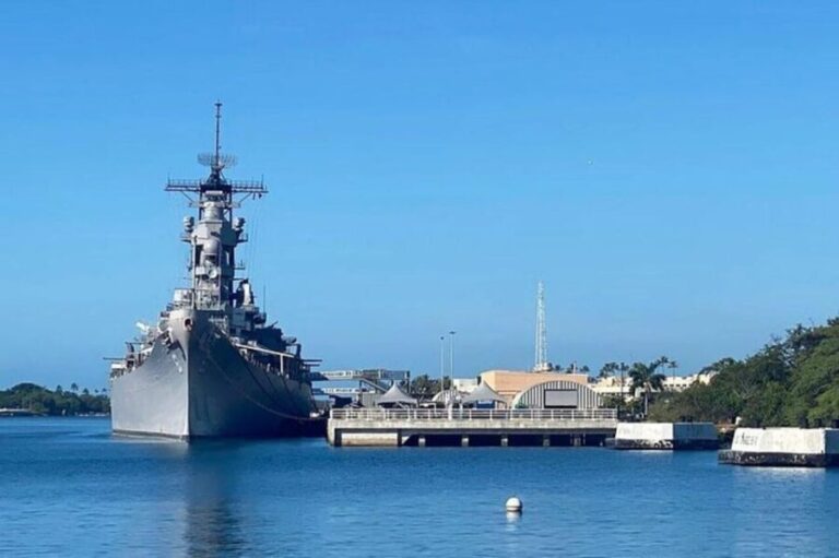 Honolulu: Pearl Harbor, USS Arizona and Battleship Missouri - Who Will Love This Tour?
