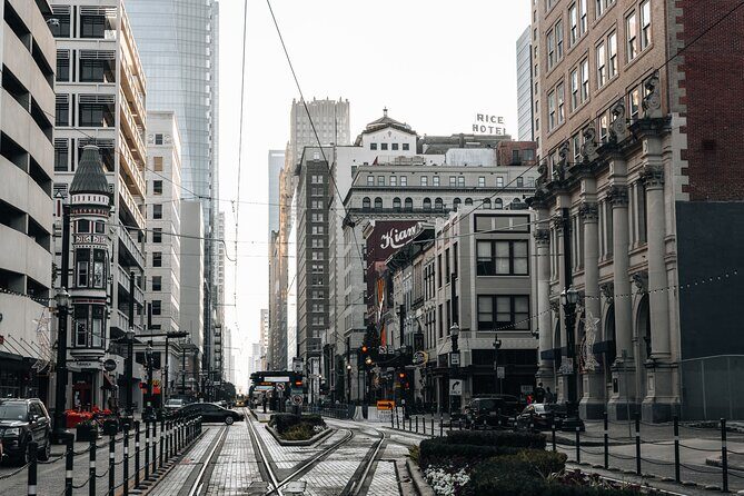 Howdy H-Town Street Art & Small Bar Tour - An Itinerary Packed with Local Flavor and Art