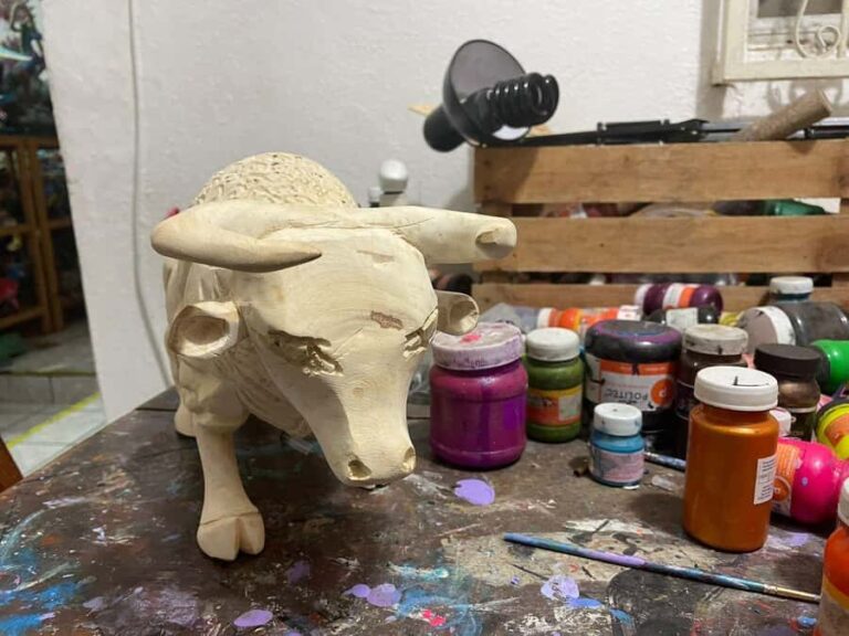 Huatulco: Create Your Own Alebrije and Painting Explanation. - What’s Included and What’s Not