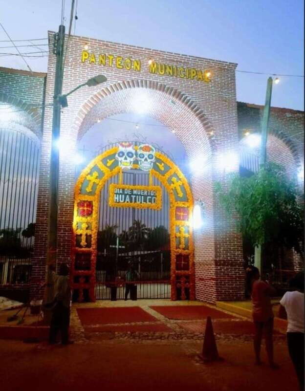 Huatulco: Private Day of the Dead Experience - An Honest Look at the Experience