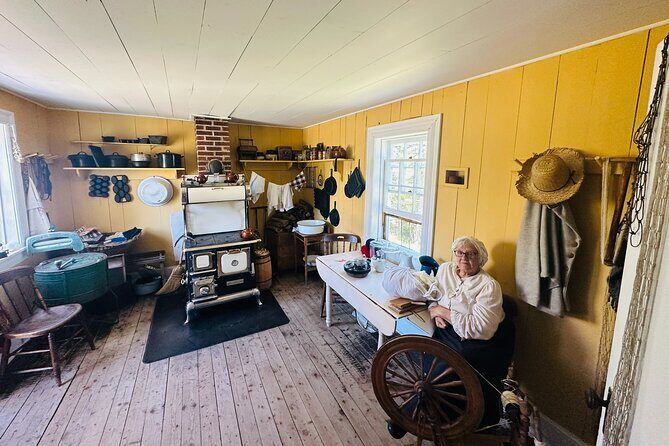 IONA The Highland Village Museum - Is It Worth It? What Does the Price Cover?