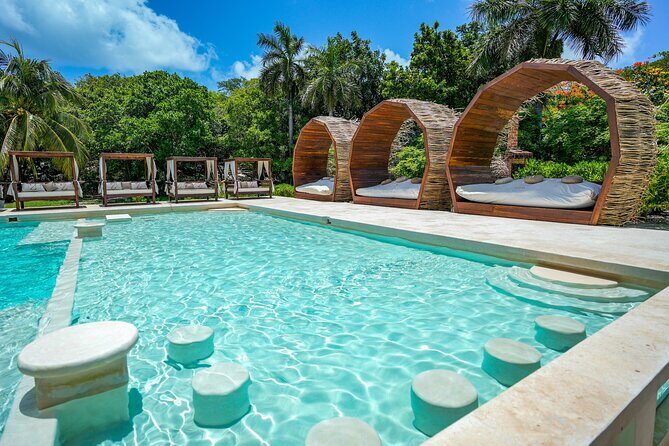 Isla Mujeres Adventure - Luxury Yatch Shared & Private Beach club - Authentic Feedback