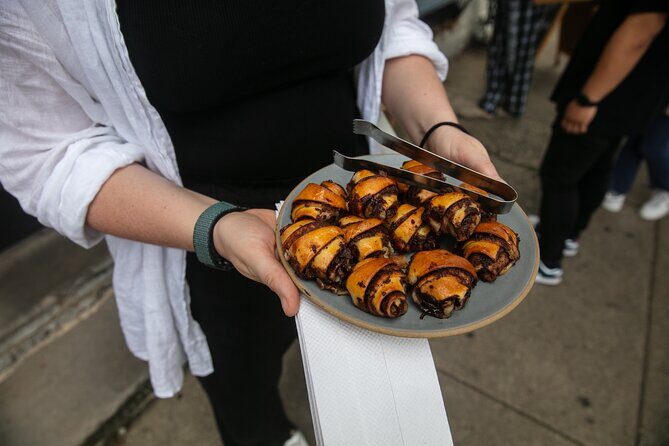 Italian Market & More: Non-Touristy Food Tour w/ Journalist - Who Is This Tour Perfect For?