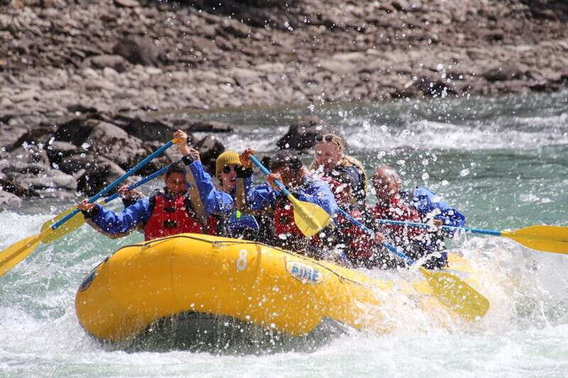 Jasper National Park: 2-Hour Whitewater Rafting - The Gear, Guides, and Group Size
