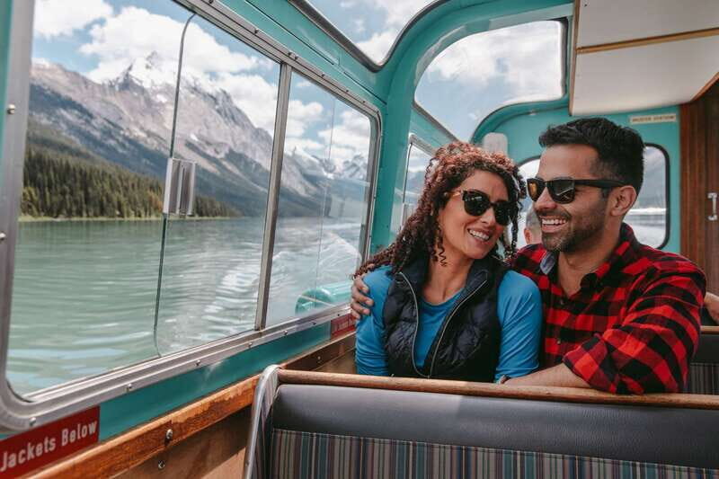 Jasper: Sightseeing Tour with Maligne Lake Cruise - Transportation, Duration, and Group Size