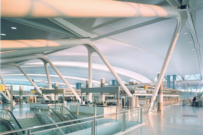 John F. Kennedy International Airport Arrival or Departure Taxi - Is This Transfer Right for You?