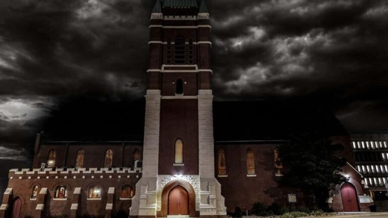 Kansas City Wraiths & Whiskey Ghost Tour - What the Reviews Say