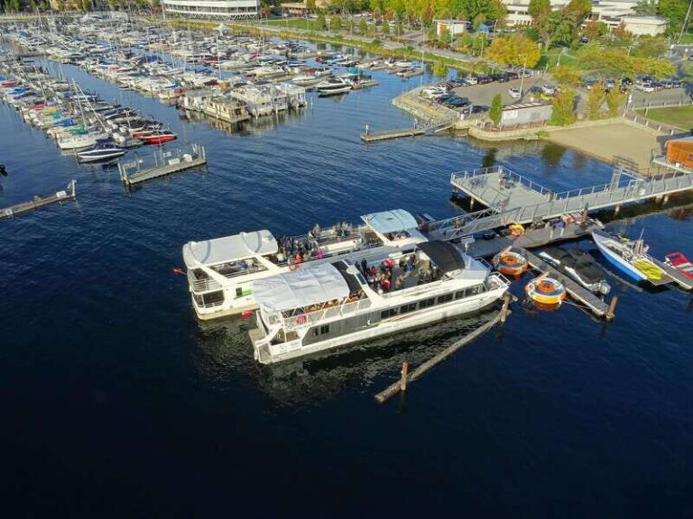 Kelowna: Okanagan Lake Afternoon Cruise - The Experience on Board