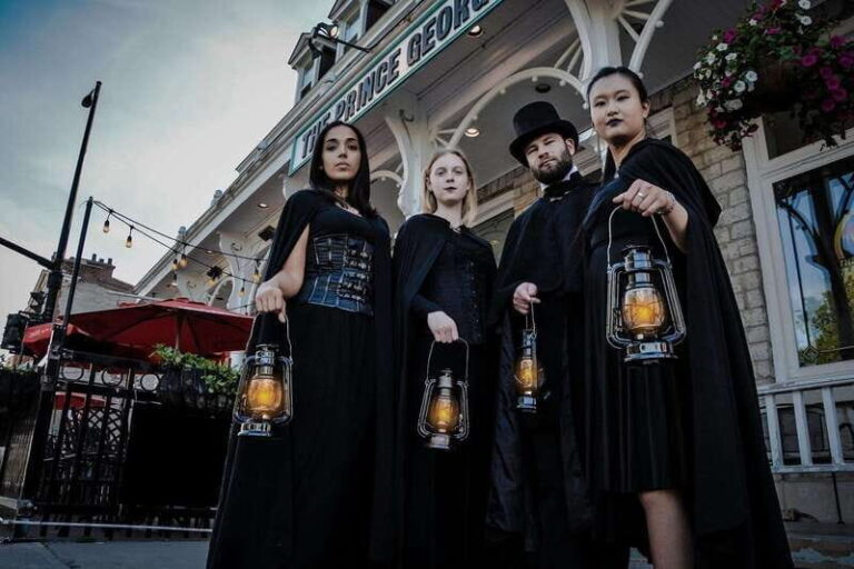 Kingston: Haunted Night Walking Tour - The Experience and Atmosphere