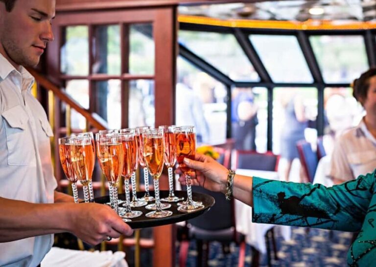 Knoxville: Sunset Dinner Cruise on Tennessee River - What Do People Say? Honest Perspectives