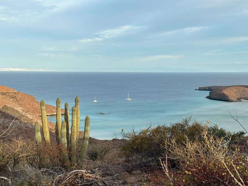 La Paz: Deluxe Yacht Adventure with Paddleboarding - The Itinerary in Detail