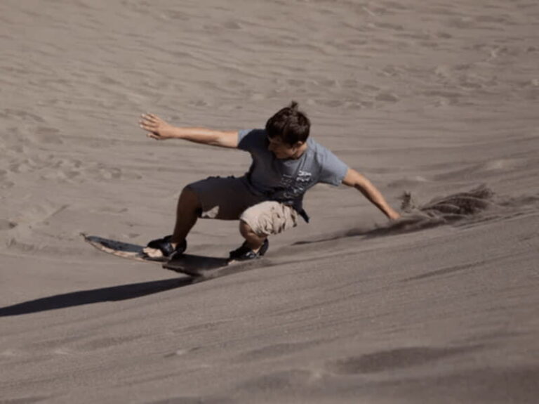 La Paz: Sandboarding - The Experience Itself: A Mix of Thrills and Scenic Views