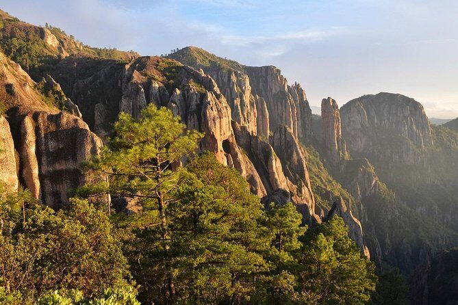 La Pirámide Park // WALK AND DISCOVER THE PARK - What the Price Gets You