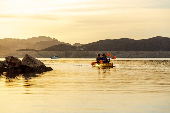 Lake Mead Sunset Paddle - The Guides and the Experience