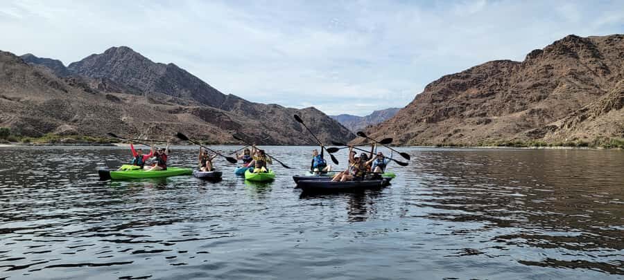 Lake Mead: VIP Kayak Tour to Hoover Dam with Lunch - The Experience’s Pros and Cons