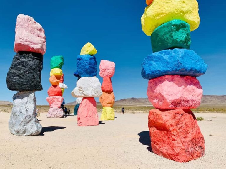 Las Vegas: 7 Magic Mountains and Pioneer Saloon Hummer Tour - What travelers are saying