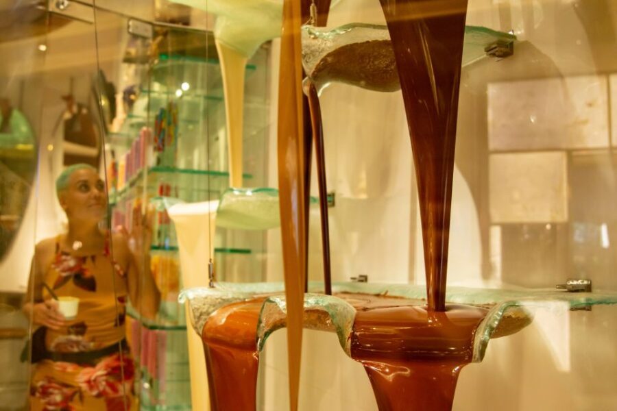 Las Vegas: Foodie Walking Tour on The Strip with Tastings - The Value Proposition