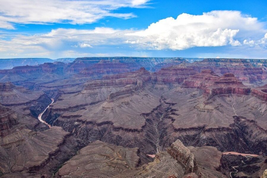 Las Vegas: Grand Canyon West Bus Tour with Guided Walk - What We Love About This Tour