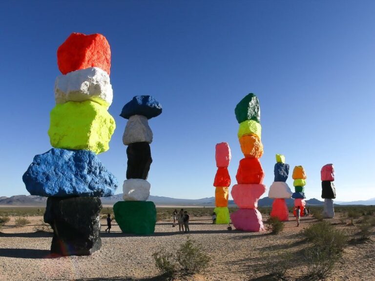 Las Vegas: Las Vegas Sign + 7 Magic Mountains + Photoshoot - The Photoshoot: Worth the Investment?