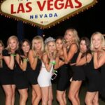 Las Vegas: Nightclub and Bar Crawl with Party Bus and Drinks - The Experience from Reviews