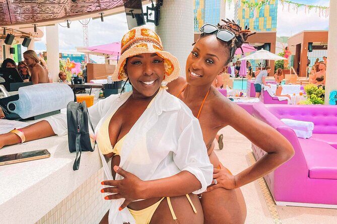 Las Vegas Pool Party Crawl - The Social Vibe and Reviews