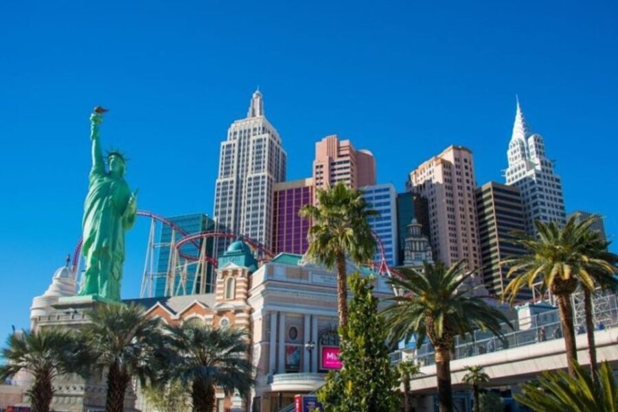 Las Vegas: Private custom tour with a local guide - What the Tour Includes and How it Works