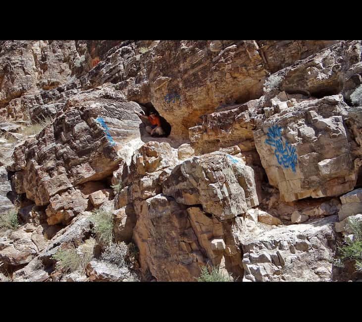 Las Vegas Red Rock Canyon Hiking Adventure & Secret Cave - The Trail Options and What to Expect