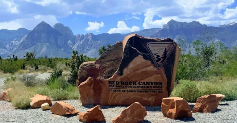 Las Vegas: Red Rock Canyon & Whimsical Cactus Joe's + Lunch - Outdoor Museum and Scenic Picnic