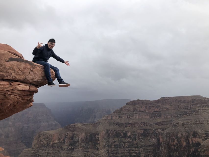 Las Vegas: Small-Group Grand Canyon Skywalk, Hoover Dam Tour - Hoover Dam Visit