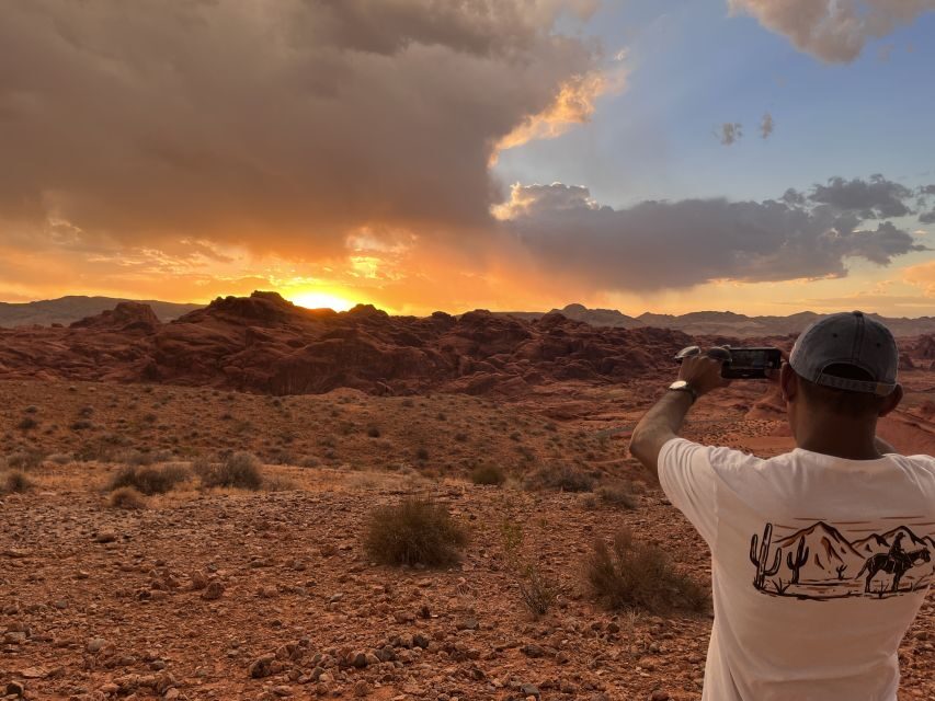 Las Vegas: Valley of Fire Sunset Tour with Hotel Transfers - The True Value of the Tour