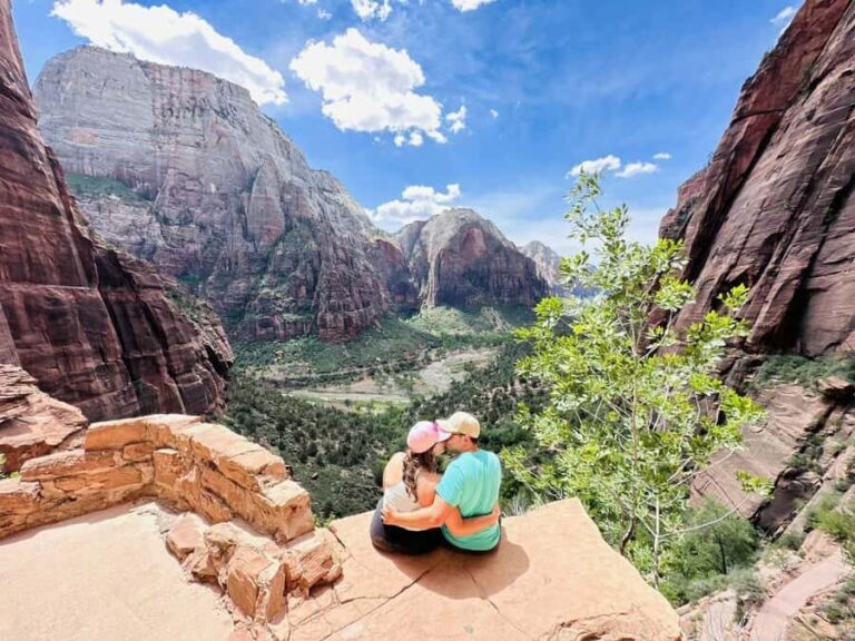 Las Vegas: VIP Guided Photography & Hiking Tour of Zion NP - The Guide and Group Size